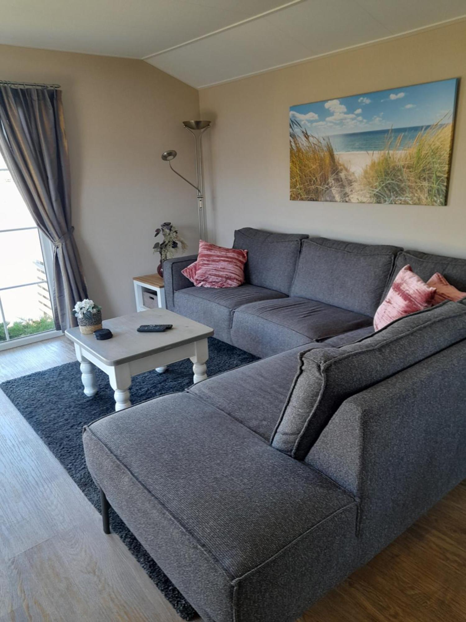 Chalet Makkum C99B Met Prive Gelegen Tuin Aan Het Water Dış mekan fotoğraf