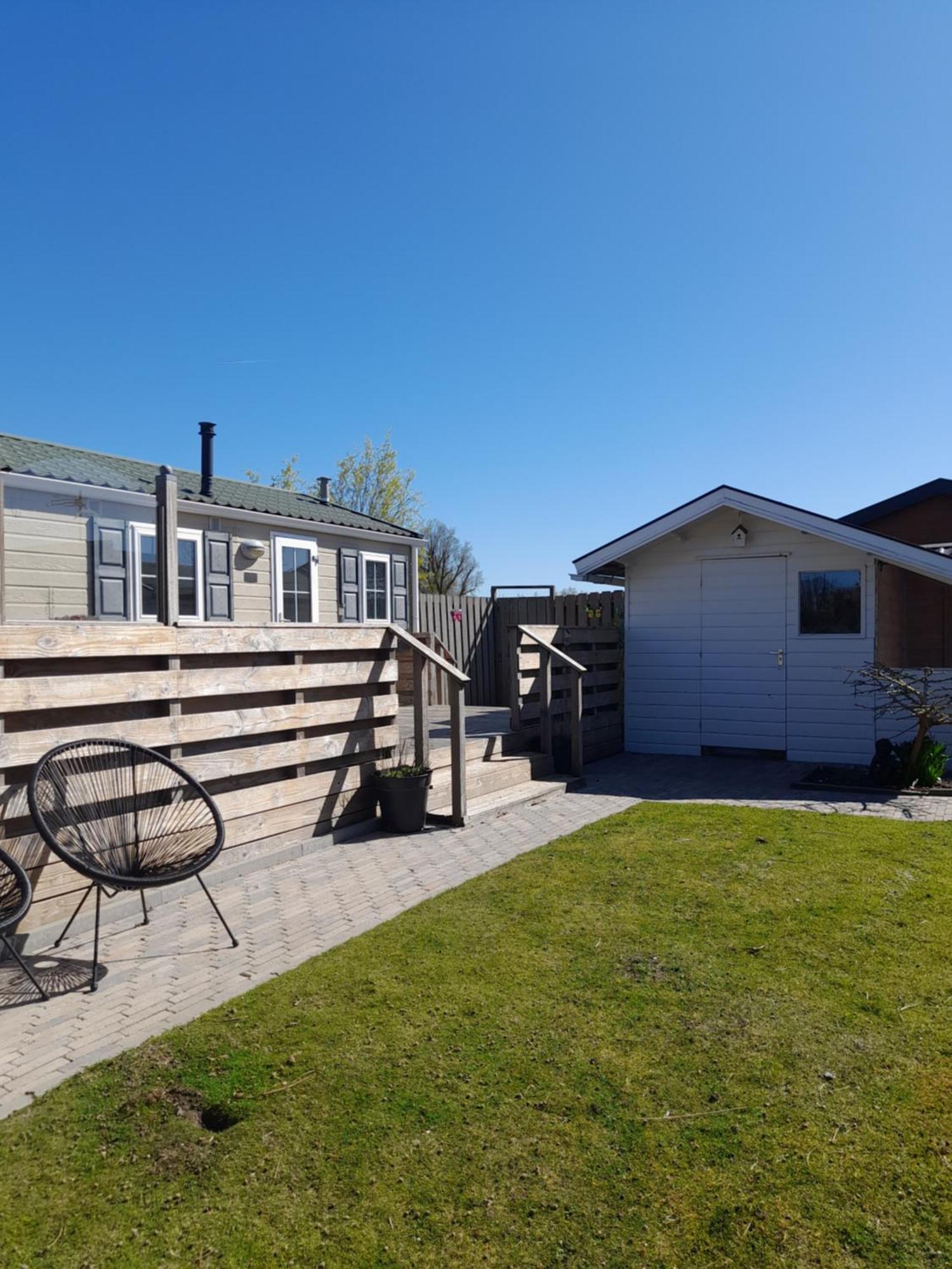 Chalet Makkum C99B Met Prive Gelegen Tuin Aan Het Water Dış mekan fotoğraf